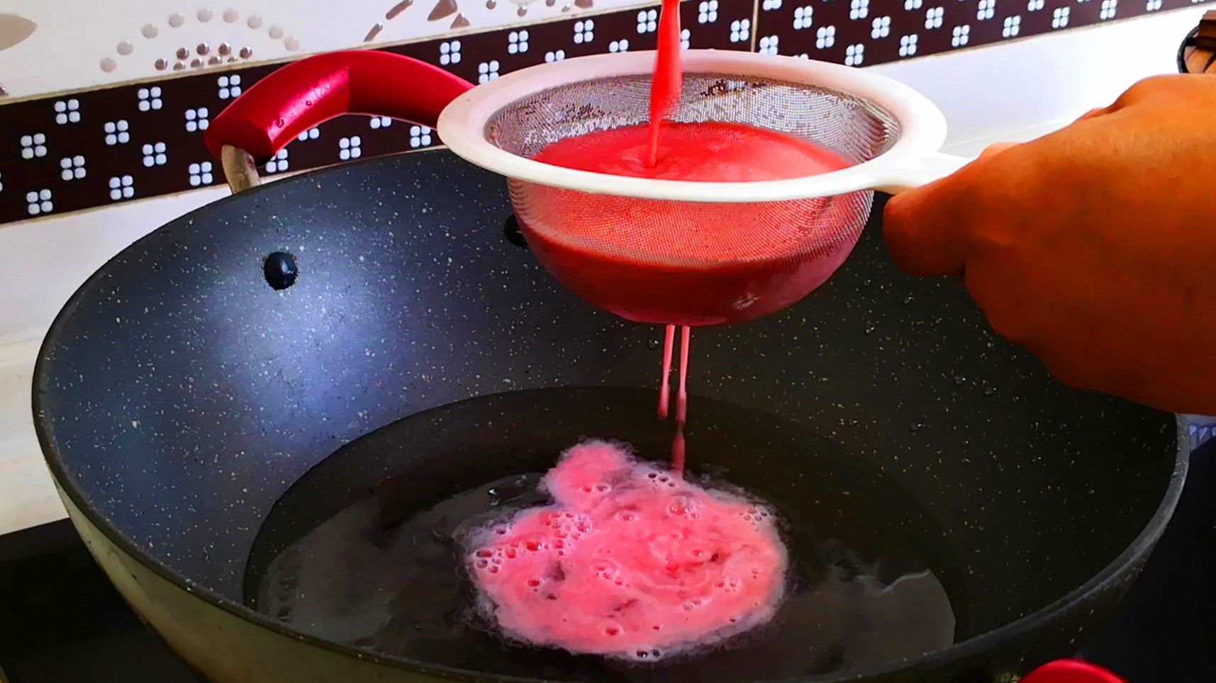  美味|一到夏天，就给家人做它吃，酸甜软糯，营养美味，每次上桌遭疯抢