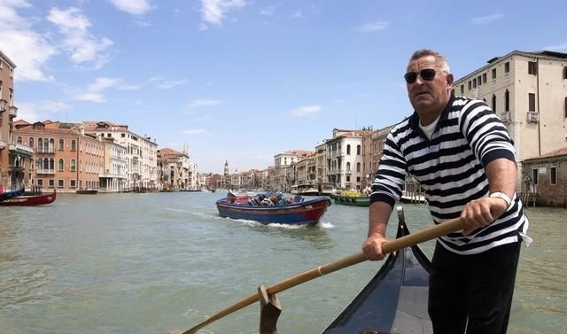 生命危险|那个陪我一起追求梦想的姑娘,冒着生命危险接我回家