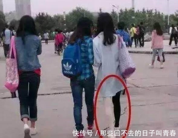  幽默|搞笑图片幽默段子笑话： 哈哈哈，妹子你的两条裤袜颜色不一样啊