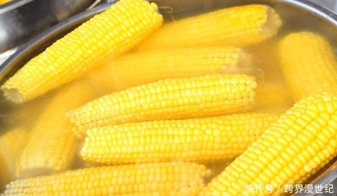 此物|提个醒：煮玉米时不能放此物，吃了就是没病找病，现在知道还不晚