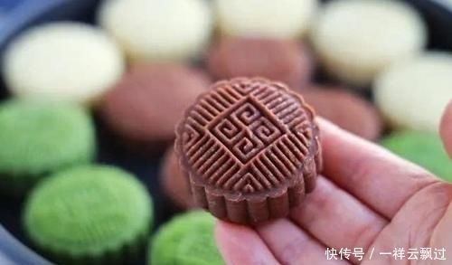 美食|夏天,不用烤箱的甜点,清凉解暑,平底锅就搞定,做法简单又好吃