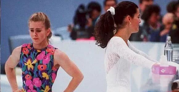  人缘|心机女一般有什么特点？什么样的女生更容易有路人缘？