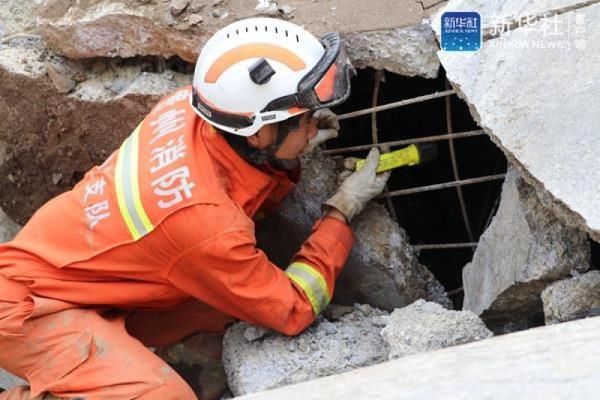  松桃|铜仁松桃：奋战在最危险的地方