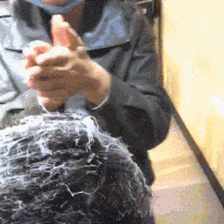  搞笑|搞笑GIF：妈妈真是有耐心！