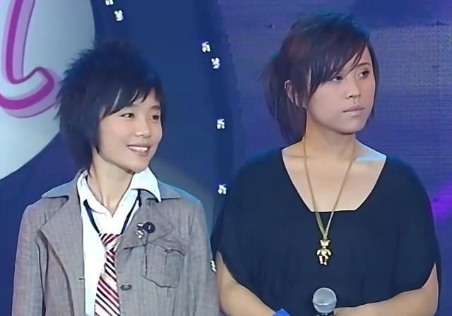  节目|复活赛投票成大型双标现场，五位姐姐票数异常，挨骂的却只有许飞