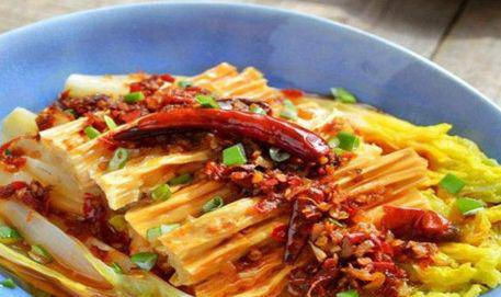 凤爪|美食精选：剁椒腐竹娃娃菜，梅菜炖凤爪，可乐鸡腿，小米蒸排骨