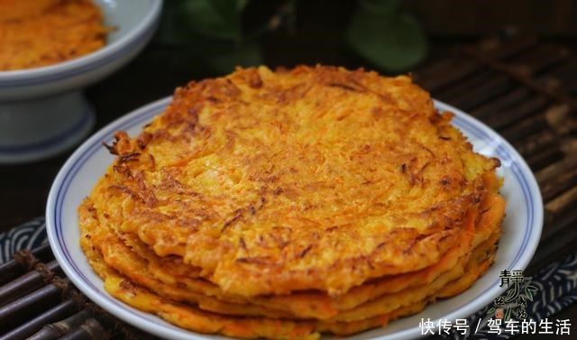 孩子|十分钟快手早餐饼,又香又软,好吃护眼,孩子天天点名要吃