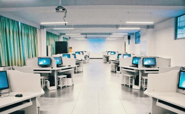  独立学院|@高考生们，纠结志愿怎么填？身处广州改革开放窗口的这所高校，不来pick一下？