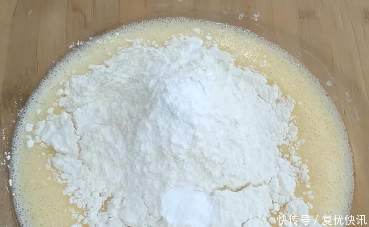 香甜|经典美食“马拉糕”做法超级简单,松软又香甜,比蛋糕还好吃