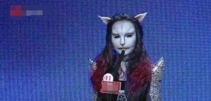  面容|曾经在《非诚勿扰》无人敢牵手的“猫脸”女嘉宾，露出真面容，却美出新高度