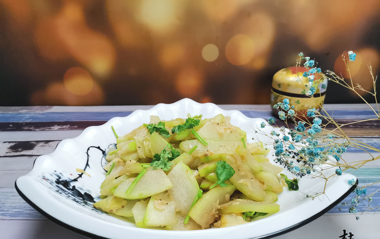  瘦身|这食材被称为“钙库”，与冬瓜很搭配，3分钟炒出鲜味瘦身菜