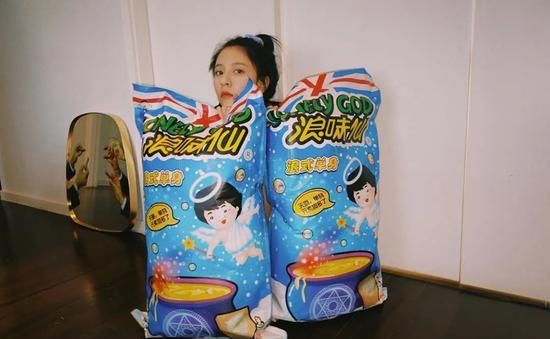  模板|“中国泫雅”火上热搜 宋妍霏才是白富美终极穿搭模板