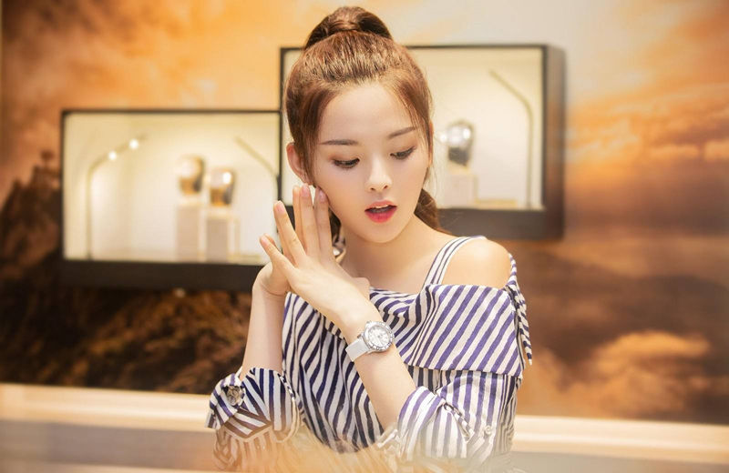  硬糖|《超新星》第三季将来袭！硬糖少女集体加盟，《青你2》只有她