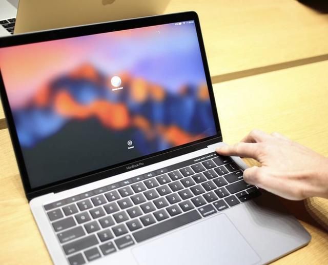  涉及|苹果产品出现屏幕设计缺陷，至少涉及4款产品，波及千万用户