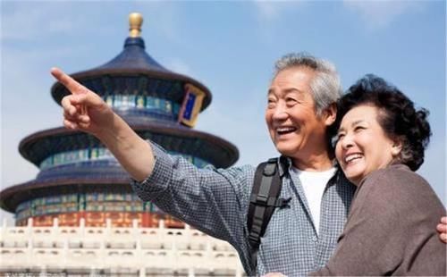 老人|“新型养老”悄然来袭，老人子女都自在，网友：老了就这么过