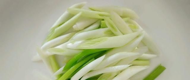  脂肪|女性不想人老珠黄，推荐吃三种食物，消食开胃，好处多多