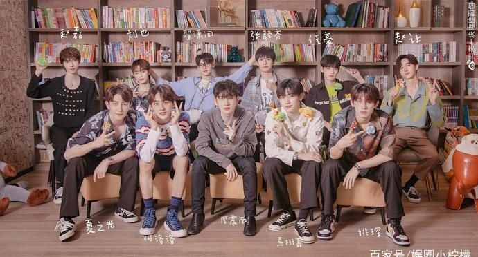  翟潇闻和张颜齐|R1SE小分队上《快本》为翟潇闻、张颜齐打call，兄弟情令人羡慕！