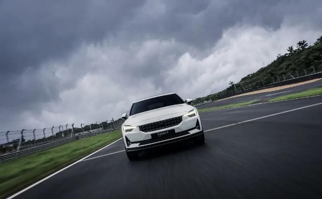  小白|开着电动车下赛道！Polestar 2能给“赛道小白”带来哪些惊喜？