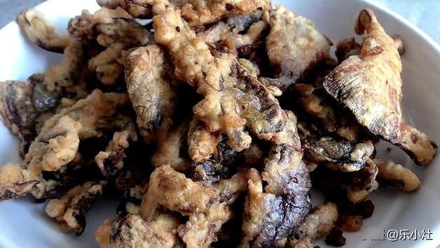 好吃|炸蘑菇,记住三要点,保证焦香酥脆不绵软,比肉都好吃