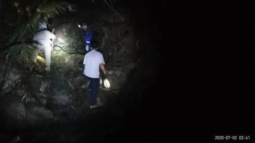 救援|空地协同保救援,经纬 M300 RTK 助力警方深夜搜救走失老人