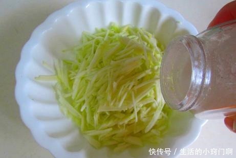 南瓜|7毛钱一斤，入馅包饺子特鲜，比韭菜白菜馅的好，常吃还保护眼睛