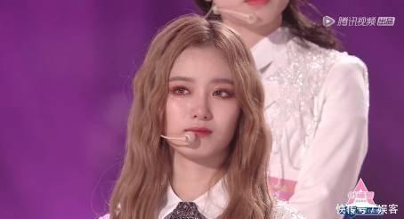 变化|《创造营》成团夜鹿晗宣布成团名单时,谁注意到黄子韬的表情变化