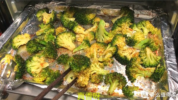  西兰花|西兰花不炒了，今天来个简单做法，一顿2盆不够吃