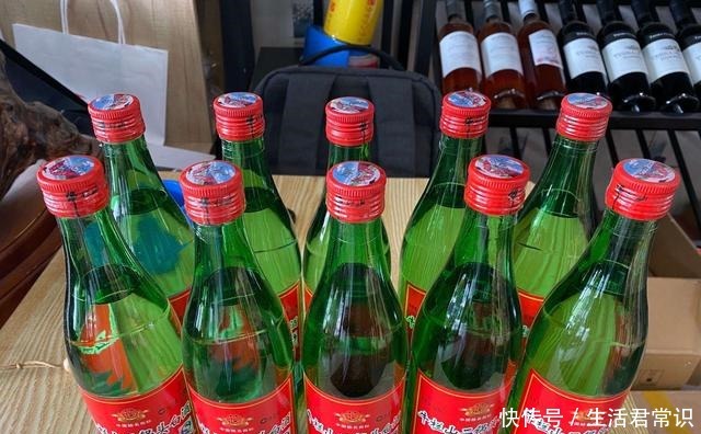 在生活中|“牛二”明明是公认的“酒精酒”,为何在生活中还那么的受欢迎