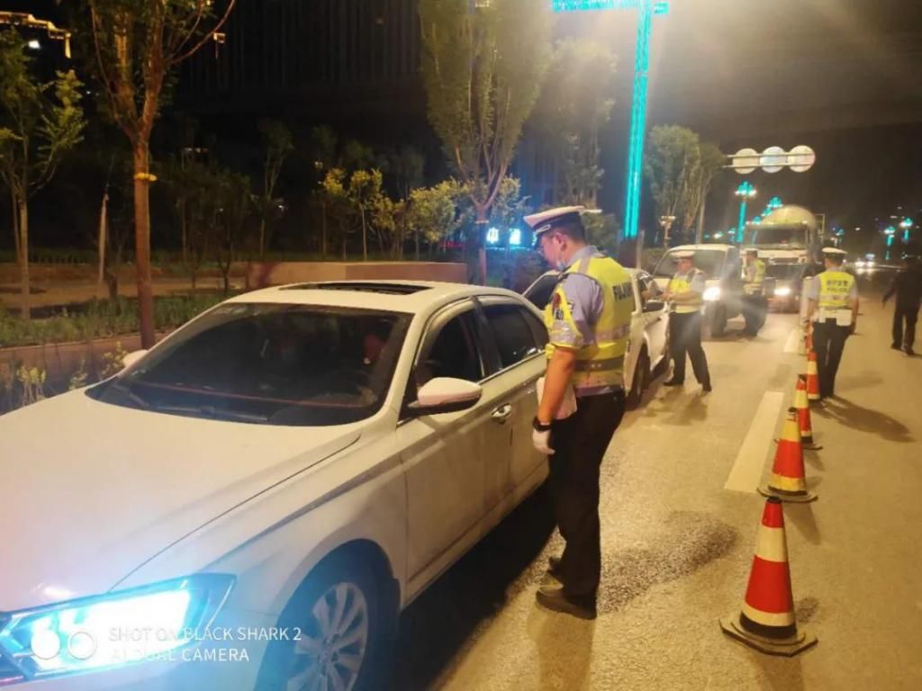 交警|严查!西宁交警不定时、不定点开展这项行动...