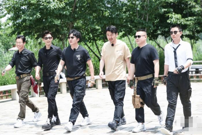  嘉宾|《极挑》6惨淡收官，嘉宾多太混乱，本末倒置极限男团沦为了配角！