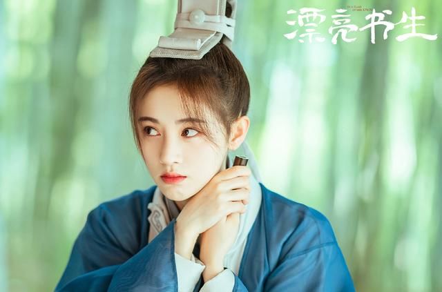  新剧|李艺彤新剧口碑极佳，热度却一言难尽，这个夏天的SNH48过于闪耀