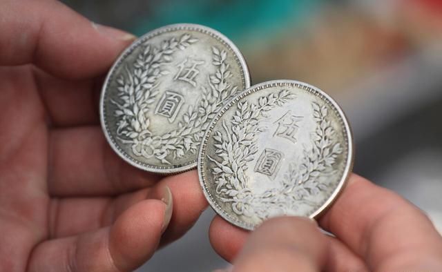 骗局|收藏品骗局专盯老年人！连环骗术防不胜防，到死都不能变现