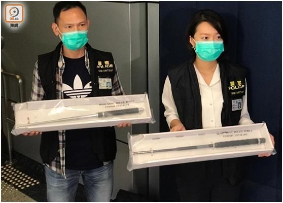  洗脑|被煽暴文宣“洗脑”，黑暴学生砸烧中学，港警拘捕4人