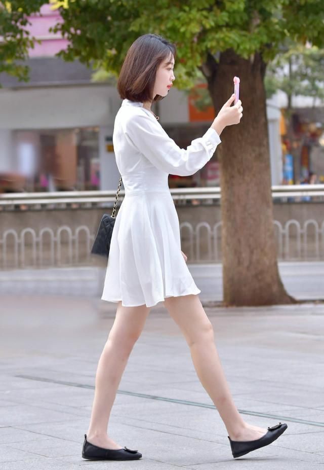  舒适|清爽的白色连衣短裙, 减龄舒适还显气质, 年轻女生值得一试