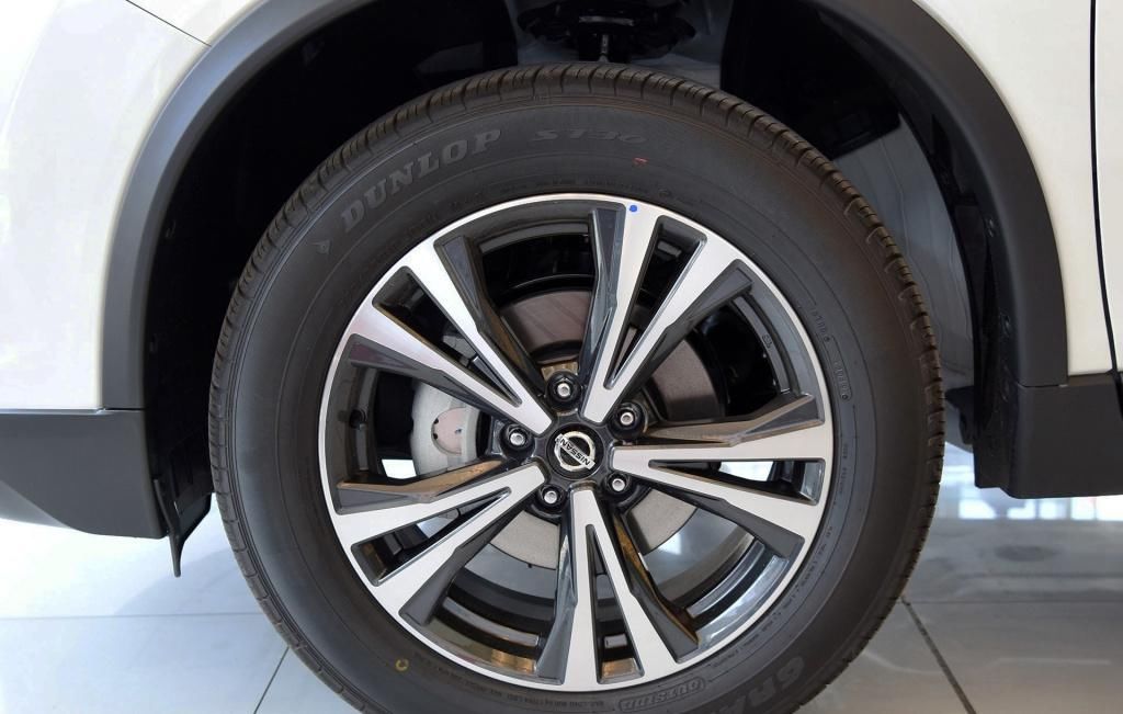  劲敌|日系又来一位劲敌，主打年轻市场，车身尺寸又增大，不考虑一下？