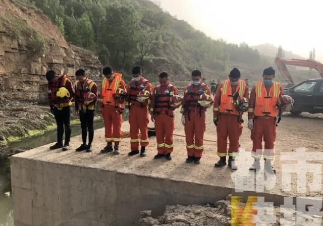  男子|广西一男子带7岁儿子游泳 转身给手机充电结果孩子溺亡……这件事一定要注意