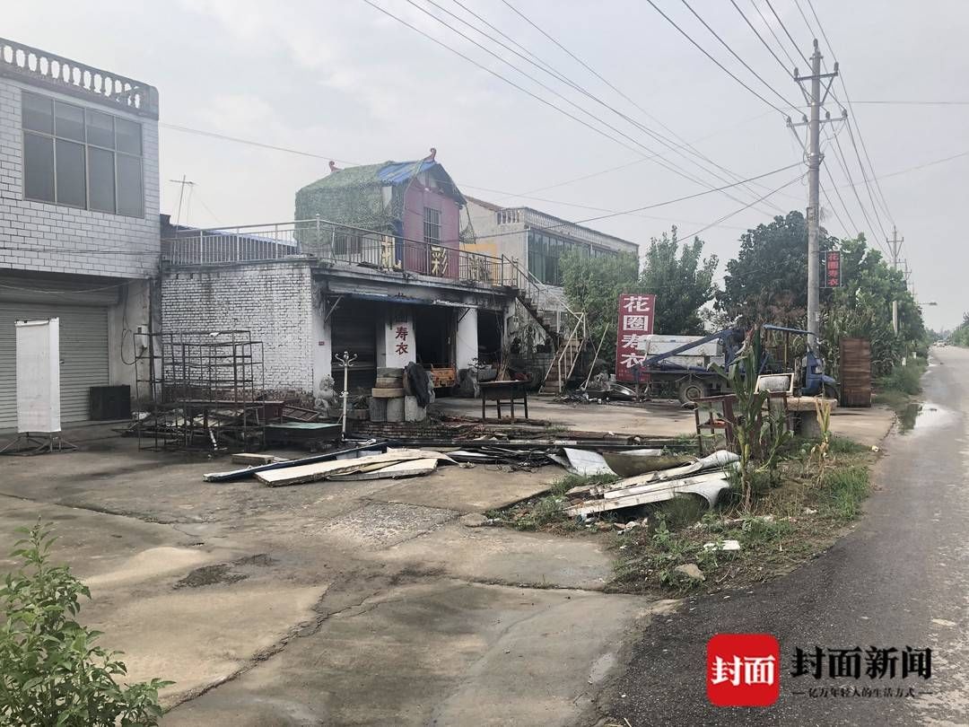 戒备森严|回访虞城命案事发地:村内戒备森严 茫茫玉米地难觅疑犯行踪