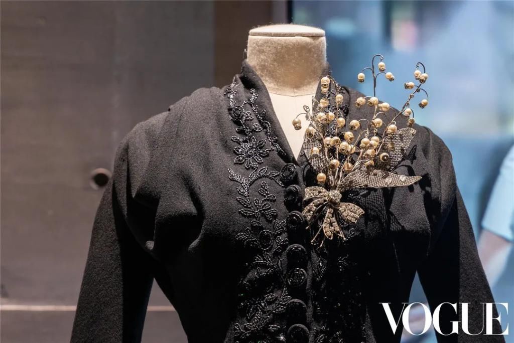  裙子|全世界最美的裙子，都藏在这个展览里