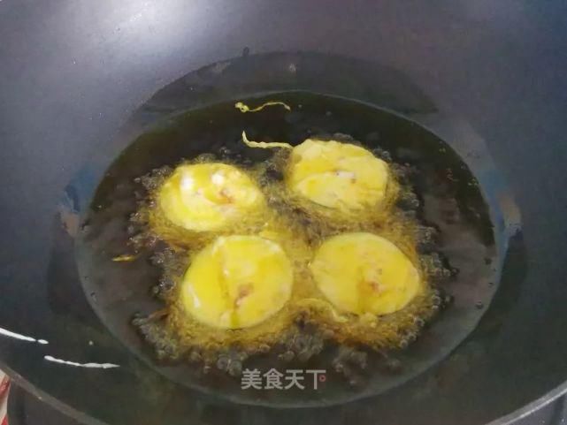 酥脆|酥脆炸茄盒:金黄酥脆,鲜香味美,上桌就光盘