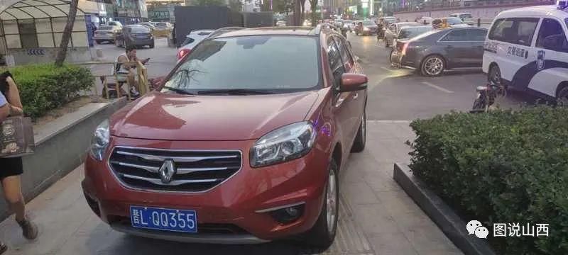 乱停乱放|临汾夜间停车开始重点整治