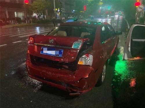  台风|台风天醉驾，平阳这位女司机胆真大