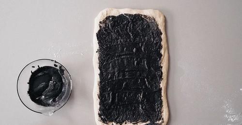  更具|黑芝麻汤种豆浆吐司，低糖高钙又养生，关键食材让豆香味更具风味