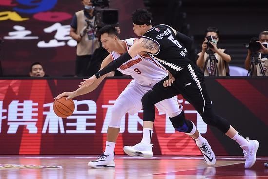  阵容|辽宁大帅突然变阵，弃用贺天举+激活3后卫阵容，杜锋输得莫名其妙