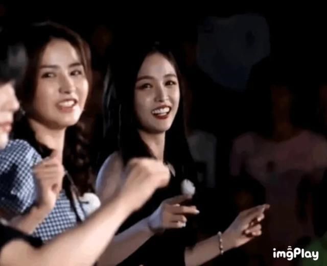  涵同框|青春有你门面金子涵同框不敌吴宣仪，站姐因发图丑被怼关站