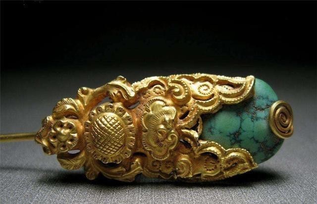 官员|郑成功离开大陆时留下90万两黄金,被3名官员贪污,他们结局如何