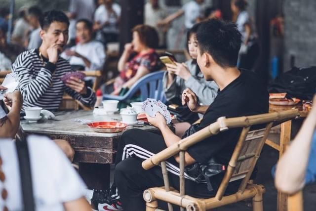  适合|有哪些适合坐办公室时，泡水喝的茶？