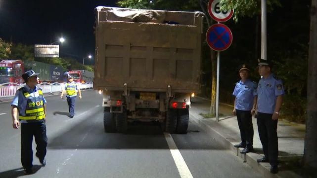 整治|重拳整治渣土车 杜绝扬尘污染
