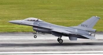 台媒炒作“台2026年F-16V数量排全球第一”，岛内网民讽：有用吗？