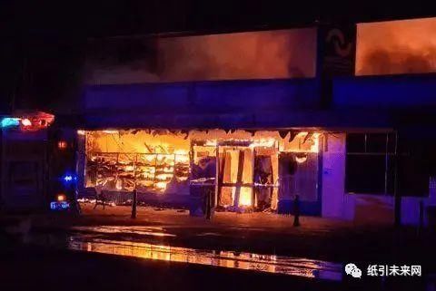 误认为|误认为“纸箱上有病毒！” ，他竟一把火烧了自家超市！