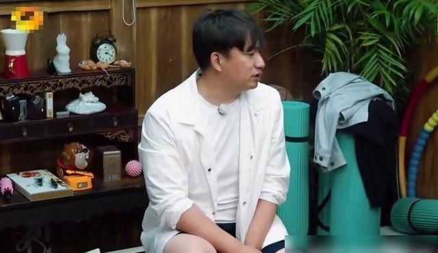  黄磊|问《向往3》黄磊问吴亦凡和张艺兴年龄差异